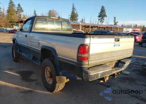 1995 Dodge Ram 2500 из США, поврежденный, VIN 1B7KF26C5SS331975